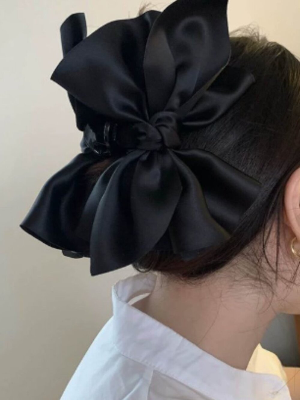 Women's hair clip